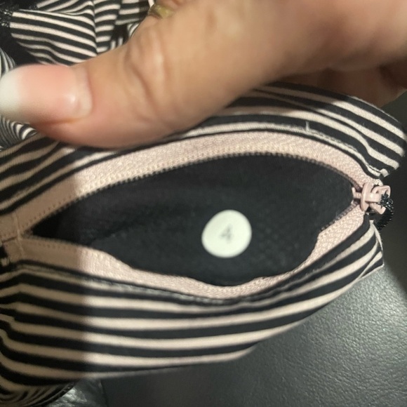 Lululemon size 4  Striped Black and White crops - Picture 4 of 7